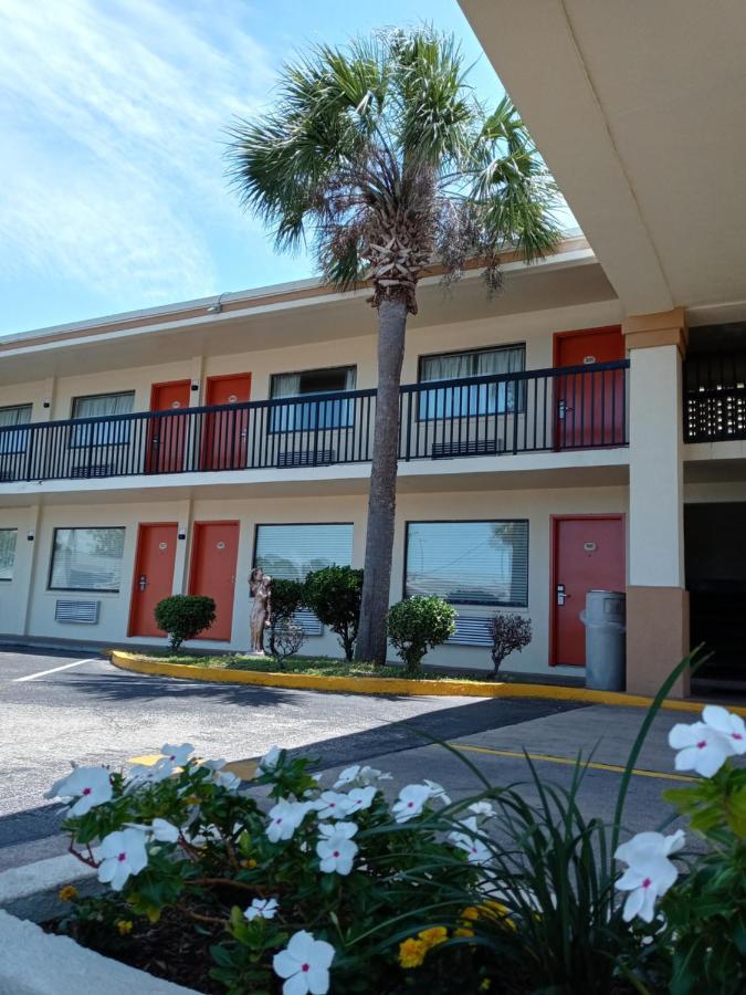 Hole Inn The Wall Hotel - Fort Walton Beach - Sunset Plaza - Nearby Beaches & Hurlburt Exteriér fotografie