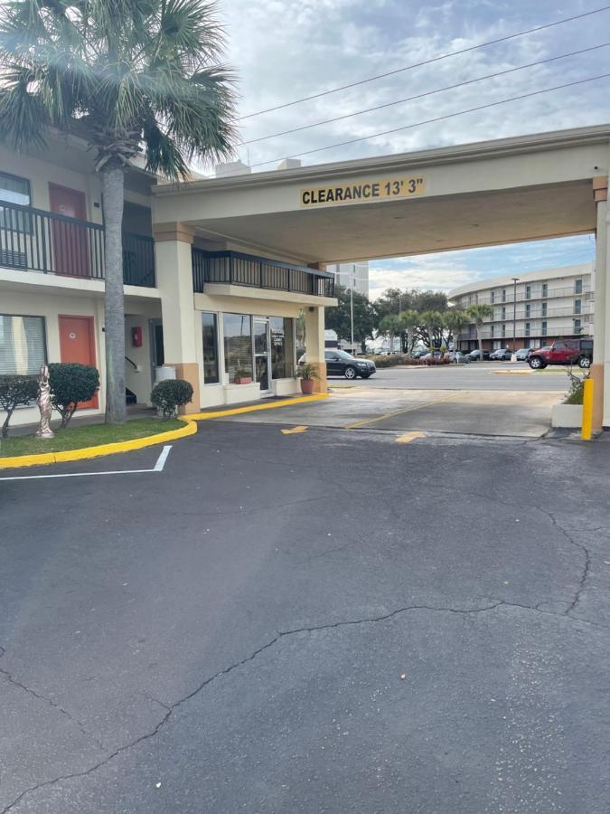Hole Inn The Wall Hotel - Fort Walton Beach - Sunset Plaza - Nearby Beaches & Hurlburt Exteriér fotografie