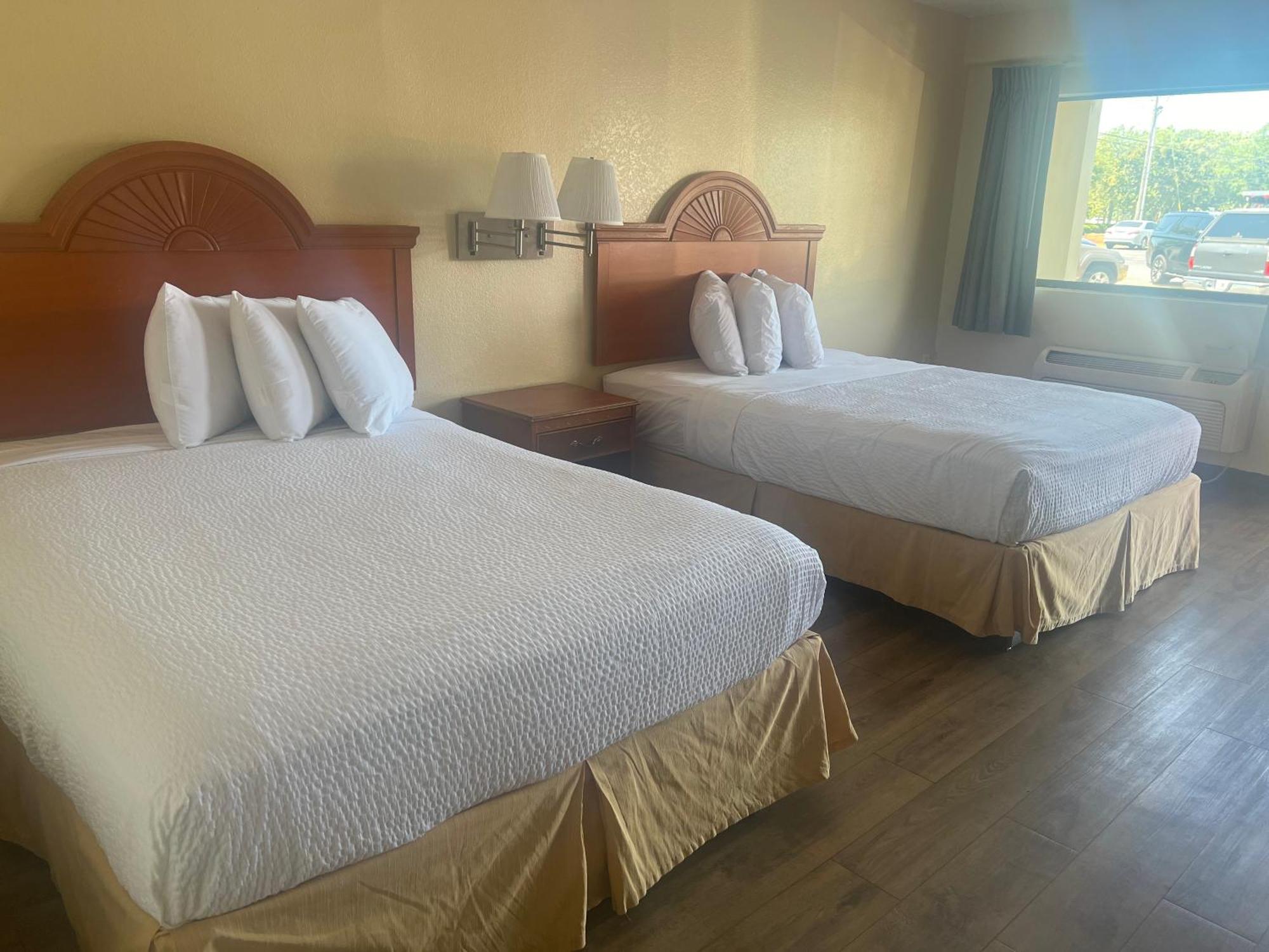 Hole Inn The Wall Hotel - Fort Walton Beach - Sunset Plaza - Nearby Beaches & Hurlburt Exteriér fotografie