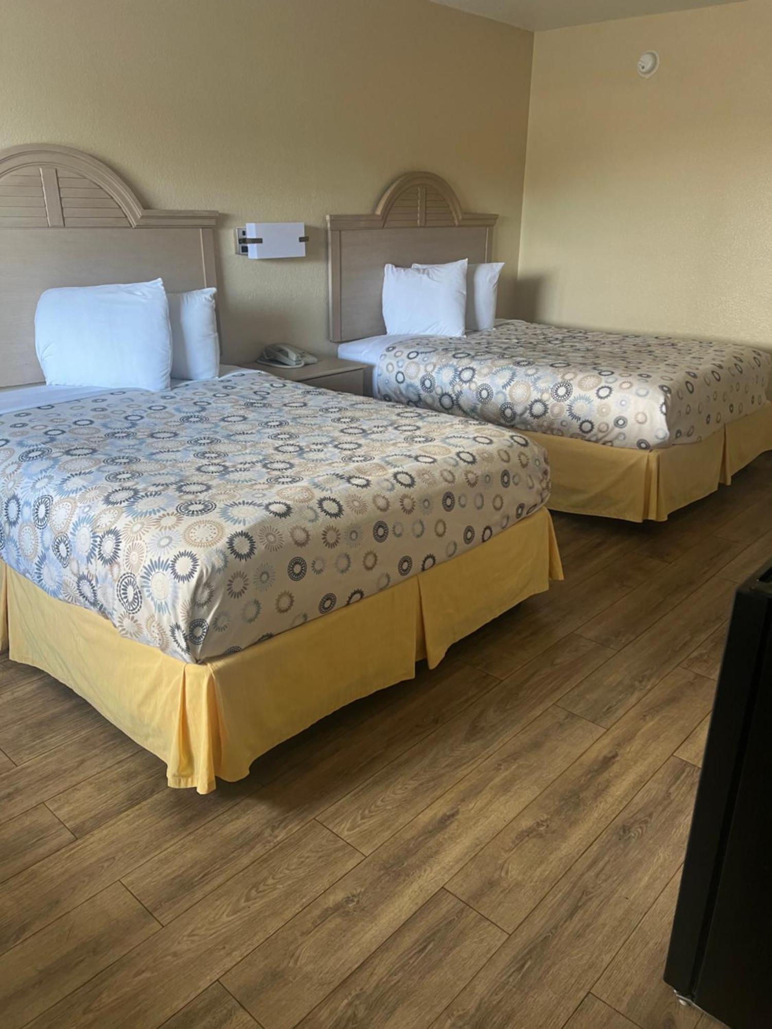 Hole Inn The Wall Hotel - Fort Walton Beach - Sunset Plaza - Nearby Beaches & Hurlburt Exteriér fotografie