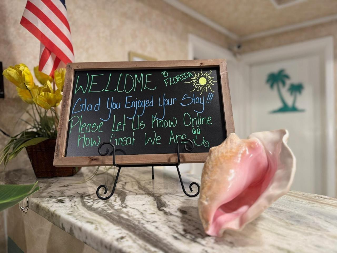 Hole Inn The Wall Hotel - Fort Walton Beach - Sunset Plaza - Nearby Beaches & Hurlburt Exteriér fotografie